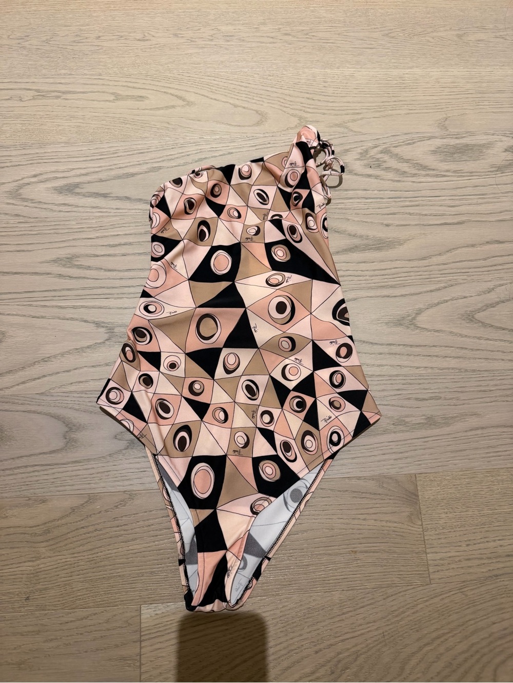 Emilio Pucci One-Shoulder Occhi Geometric Pink Black Tan Swimsuit - Picture 4 of 7